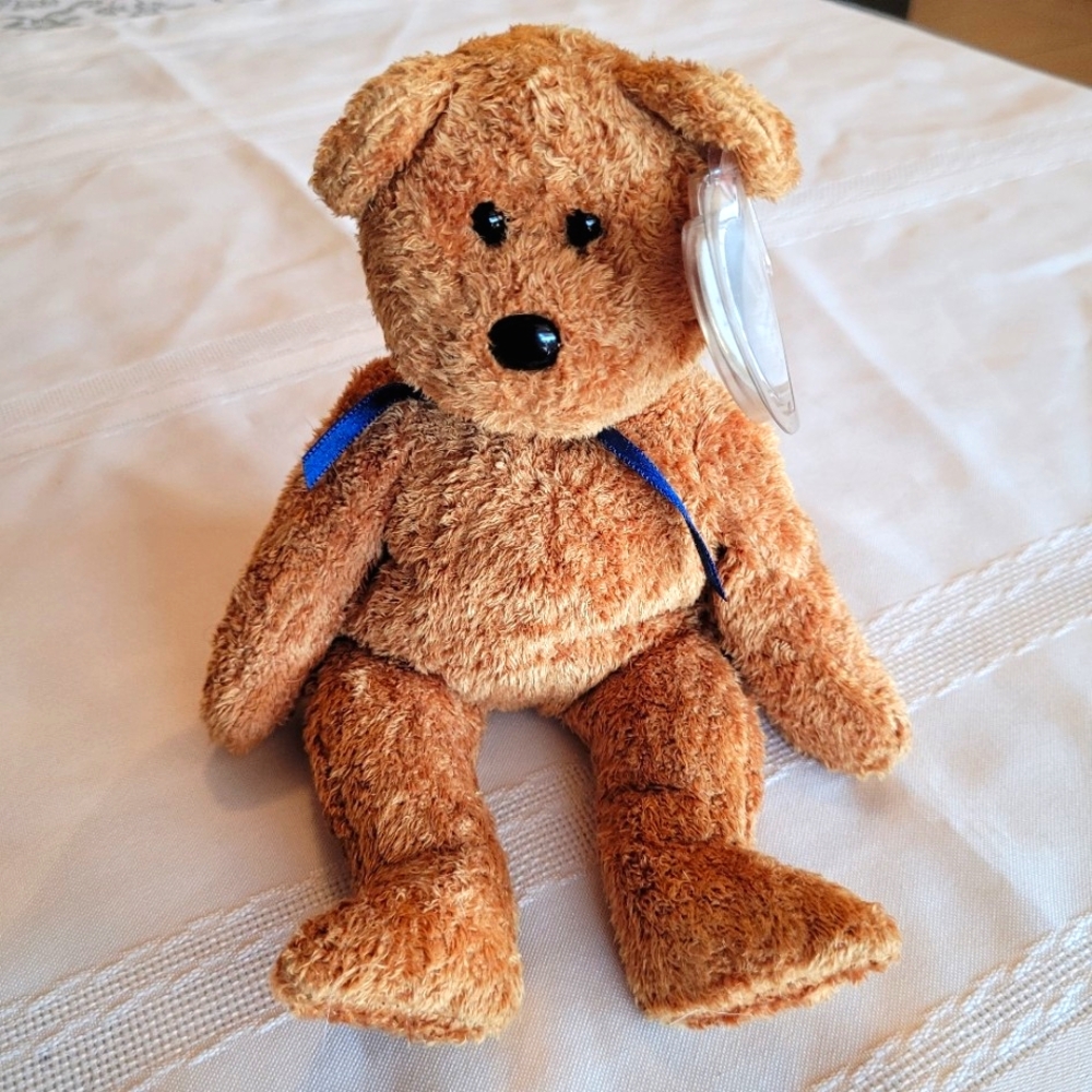 Fuzz Beanie Baby Retired Bear NWT Tag Errors